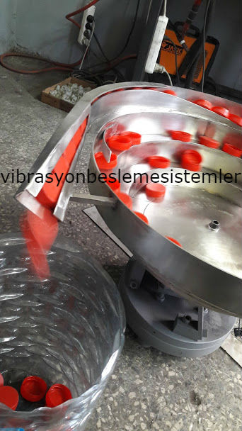 Kapak Besleme Makinesi